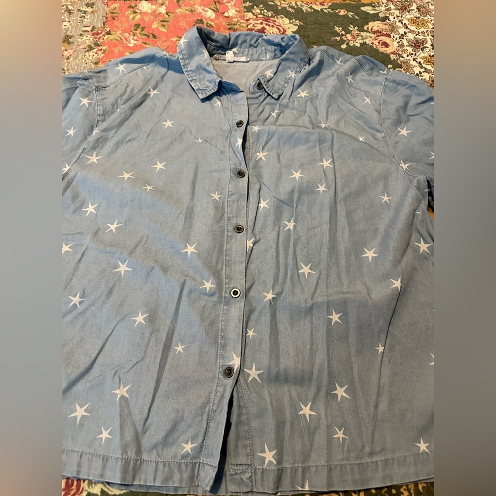 Denim Star short sleeve button up shirt. Size XL - Picture 2 of 7